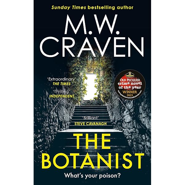 The Curator: Craven, M. W.: 9781472131966: Books - Amazon.ca