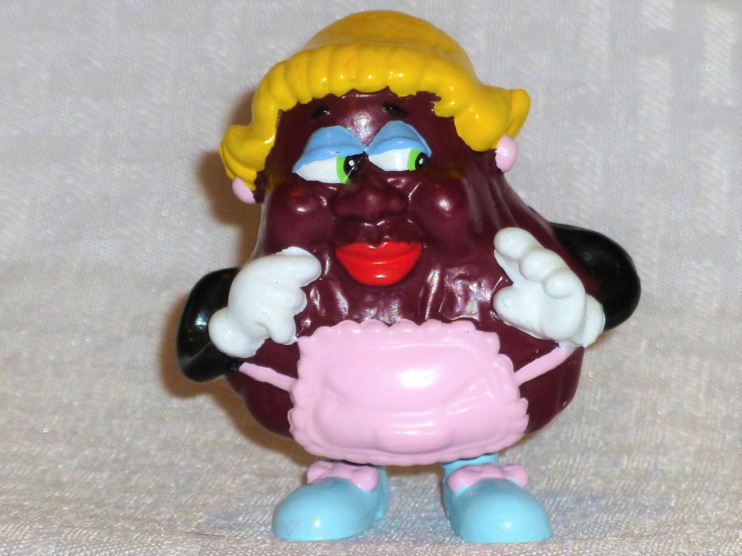 california raisin figurines
