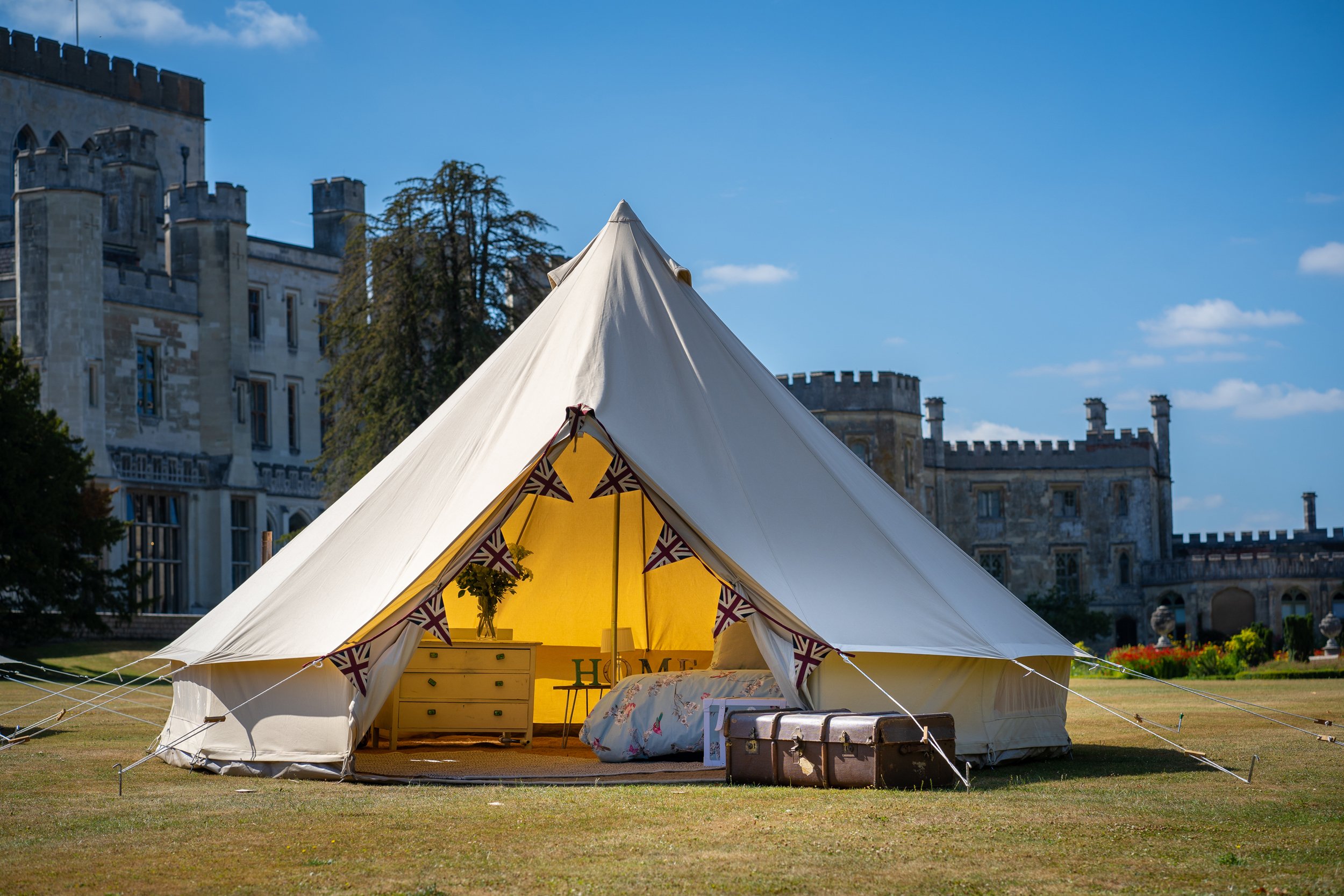 Bell Tent Perfect For Glamping | High End, Heavy Duty, Luxury Cotton Canvas And Fully Waterproof | Dome Style With Fitted Ground Sheet | Perfect For Family Camping, Festivals, Parties and Glamping | Pro Range |