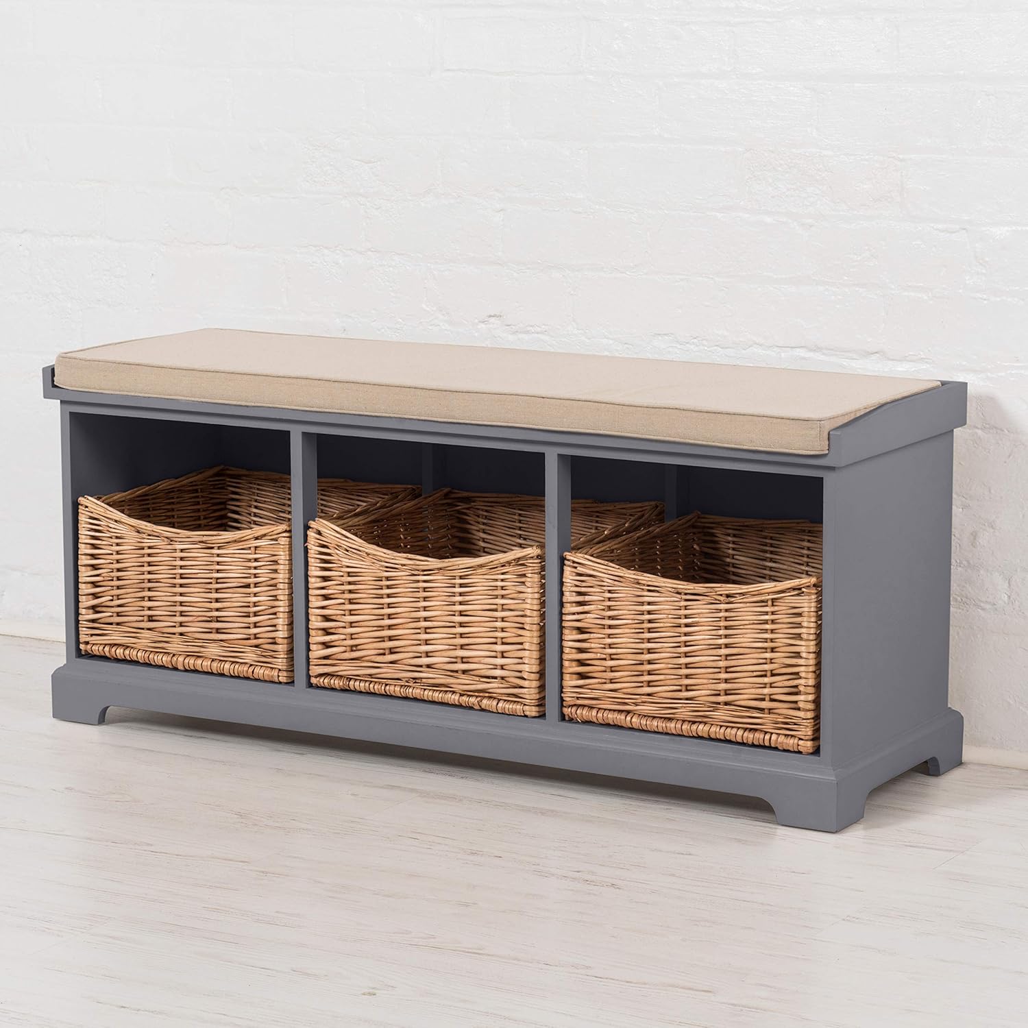 Maine Furniture Co. Newport Hallway Storage Bench In Dove Grey with 3