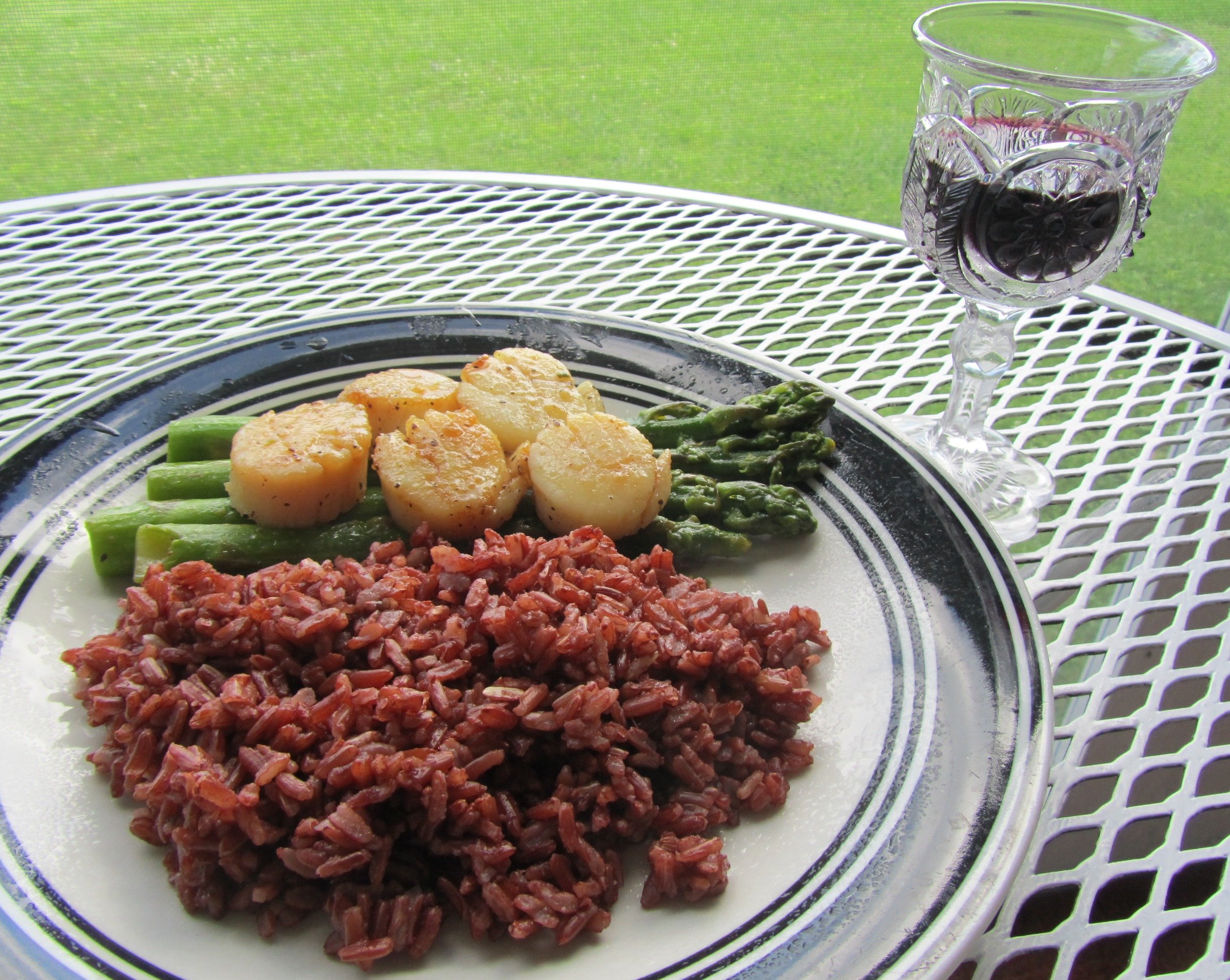 USDA Certified Organic Red Jasmine Rice Microwavable Steamed Cooked