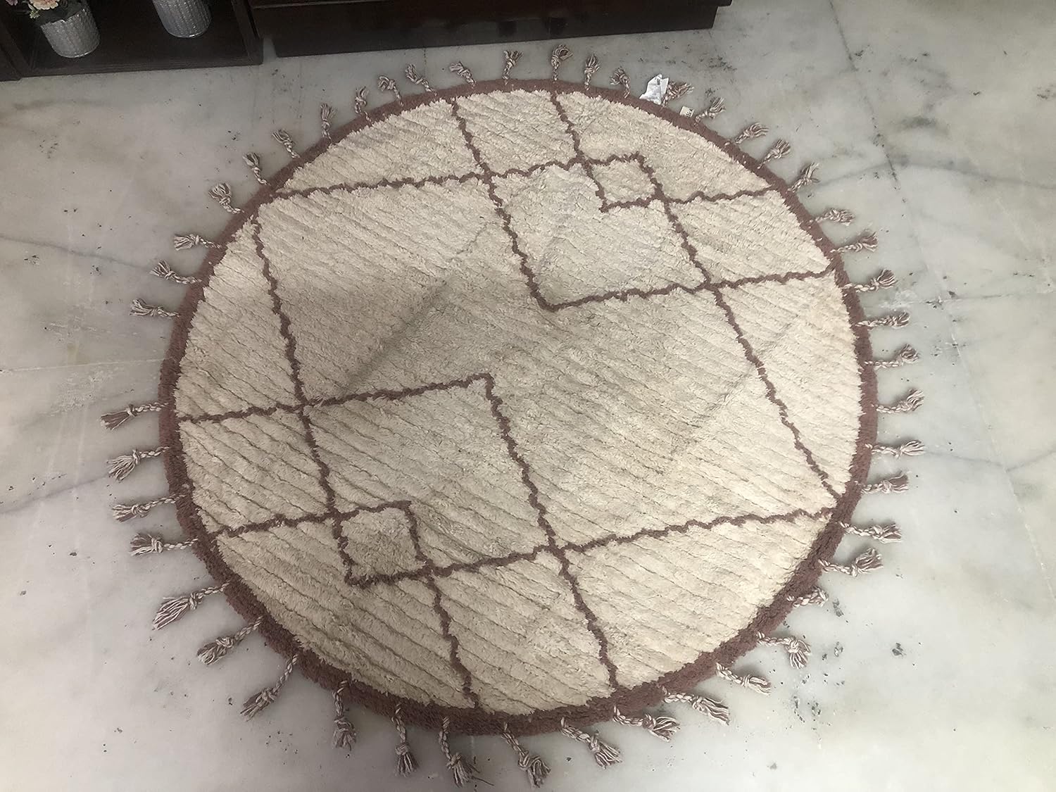 Buy White Circular Rug Online at Low Prices in India Amazon.in