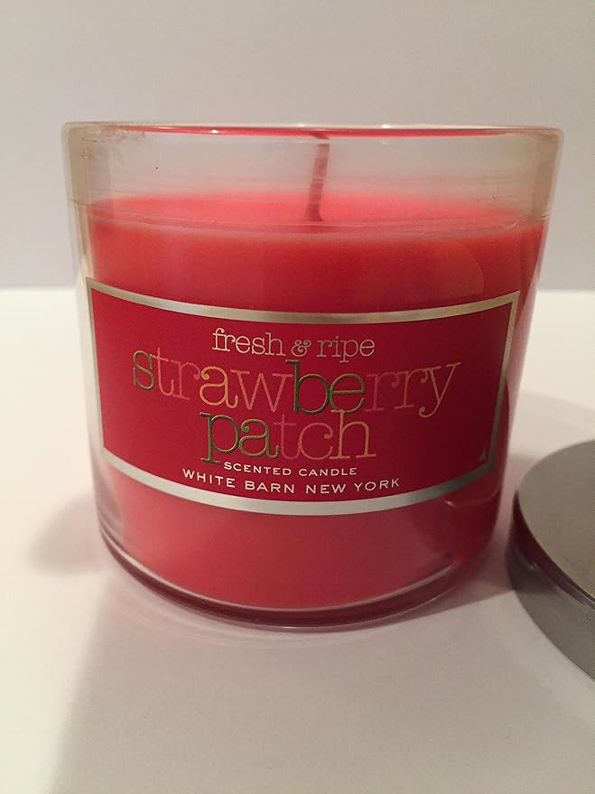 Amazon.com: White Barn 4 oz Candle Strawberry Patch: Home & Kitchen