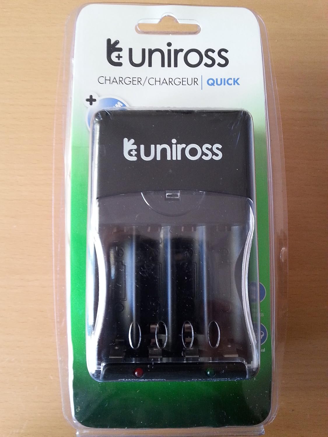 UNiROSS Quick Charger for AA and AAA Rechargeable Amazon.co.uk
