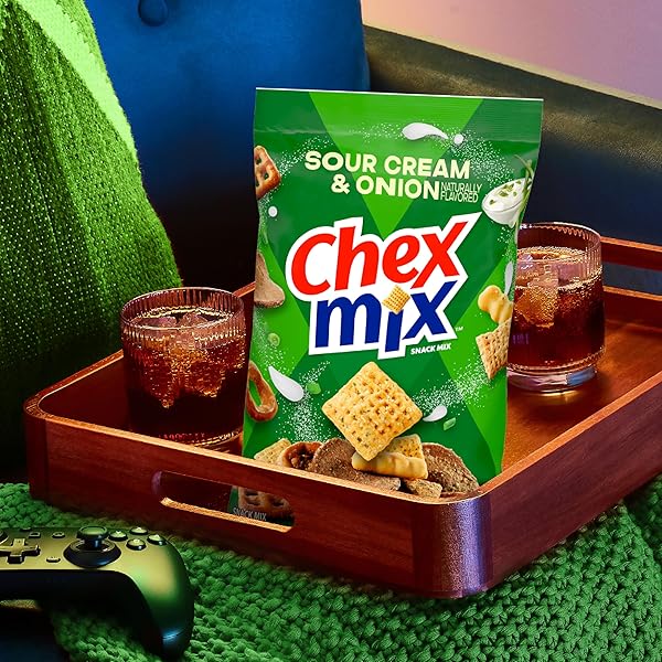 CHEX MIX SNACK MIX, SOUR CREAM AND ONION, SNACKS, 8 OZ