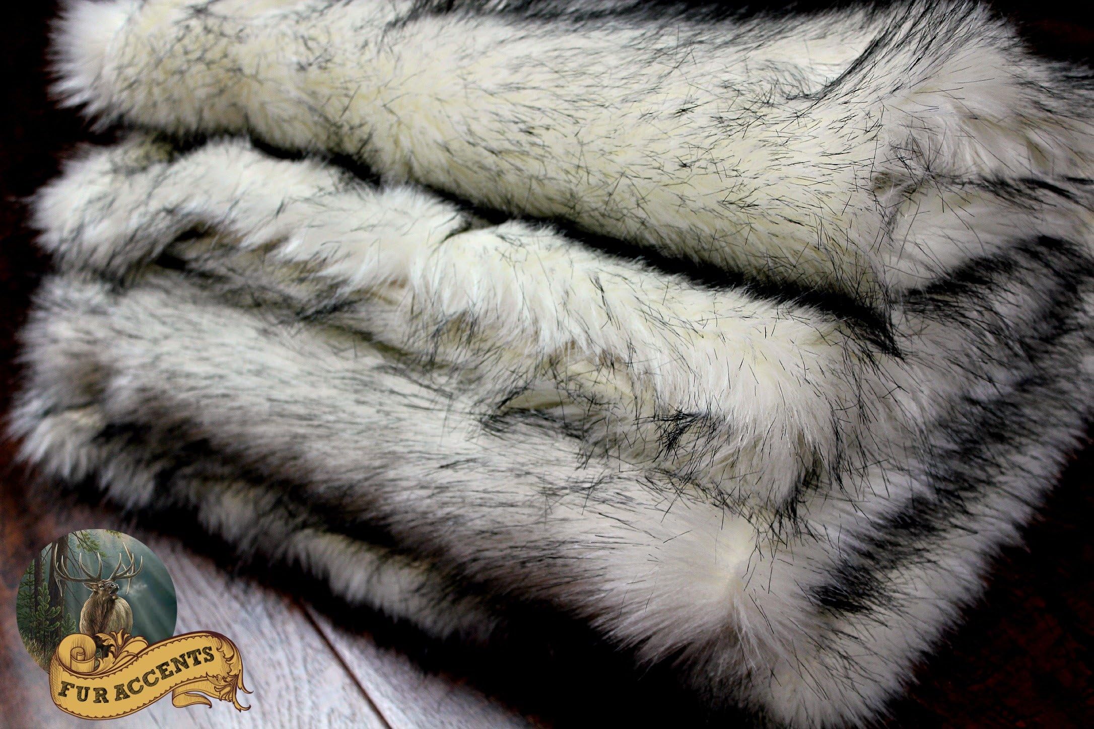 Alsakan Wolf Faux Fur Throw Blanket/Black Tip Plush Pattern/Plush Cuddle Faux Fur Minky/Large 5 Ft X 6 Ft/Softest Minky Lining/New