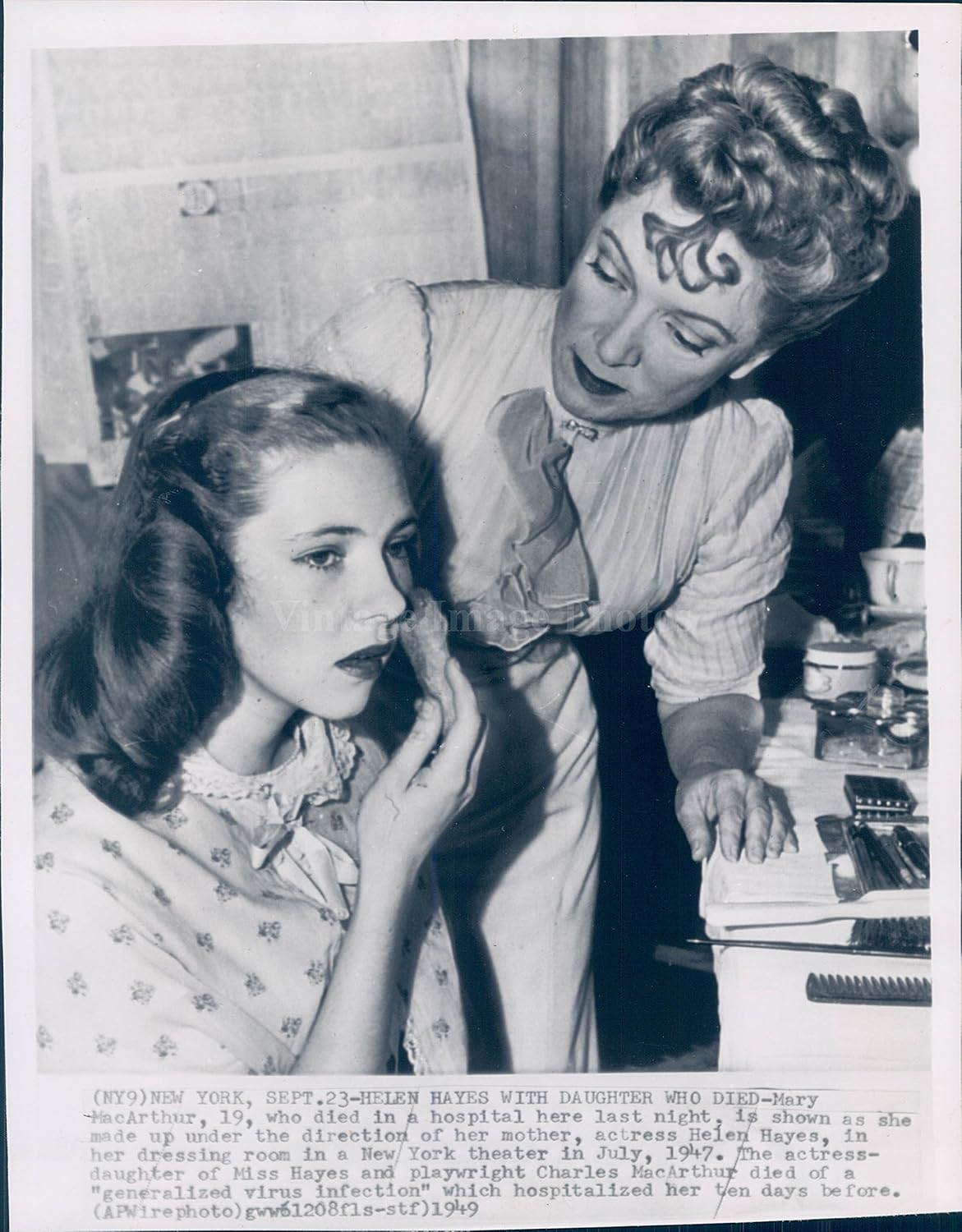 Amazon 1949フォトメアリーマッカーサーヘレンhayes女優娘deathウイルスny Theater キッチン用品 オンライン通販