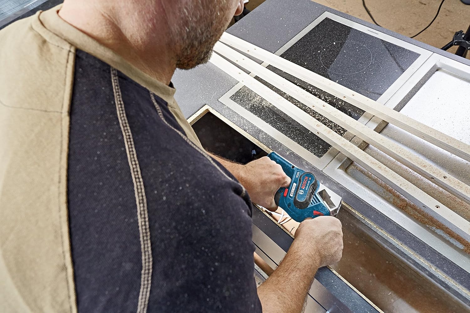 Bosch GHO12V-08N Electric Hand Planers product image 9