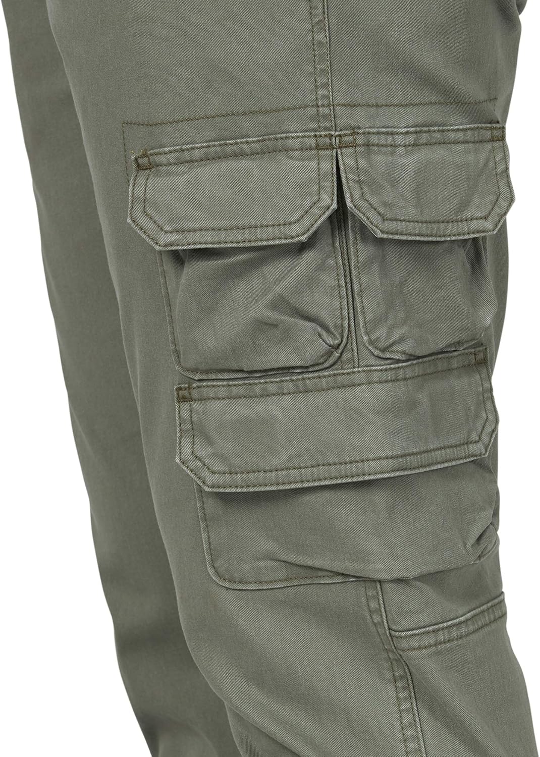 Wrangler Men's Regular Tapered Cargo at  Men’s Clothing store