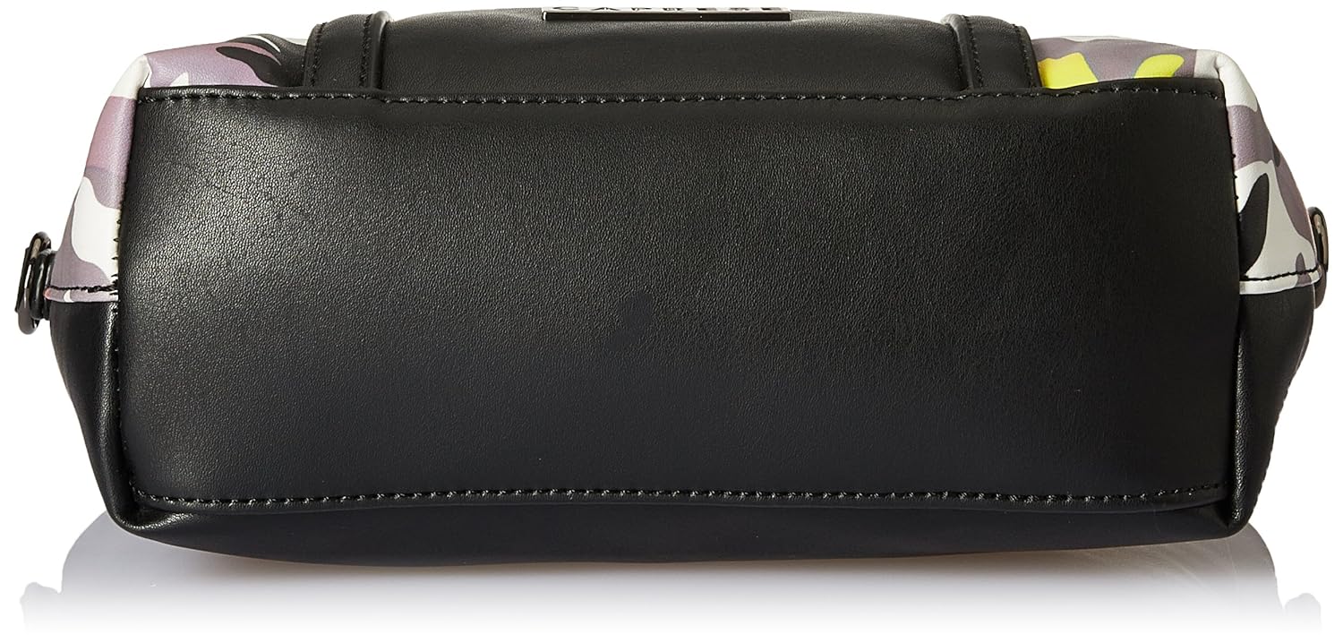 caprese donatella women's sling bag (camouflage) ()