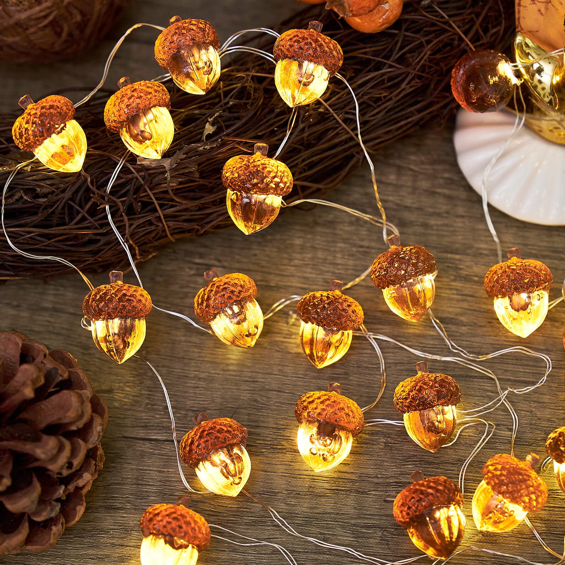 Photo 1 of Thanksgiving Décor 3D Acorn Decorations Autumn Décor String Lights, Acorn Fall Harvest Decorative Lights 10ft 30LED USB Plug in Battery Operated for Bedroom Garland Fireplace Mantel Wreath Decor