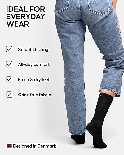DANISH ENDURANCE Merino Wool Dress Socks, Breathable & Sweat-Wicking, Thermal Socks, Women & Mens Crew Socks, 3 Or 5 Pack, Black, Small