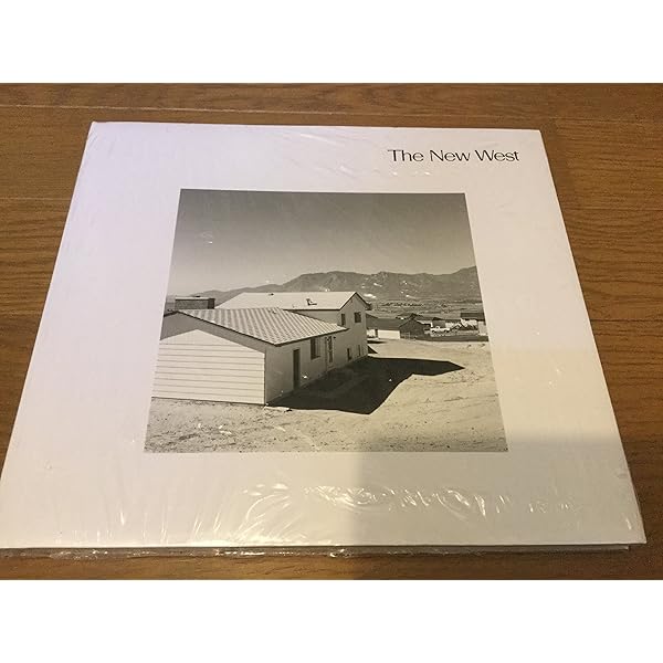 Amazon.com: The Robert Adams: The New West: 9783883754611: Adams