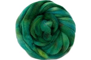 LIVING DREAMS YARN Wool Roving Hand Dyed. Super Soft BFL Combed Top Pre-Drafted for Easy Hand Spinning. Artisanal Craft Fiber Ideal for Felting, Weaving, Wall Hangings and Embellishments. 4 Ounce. Myrtle Green