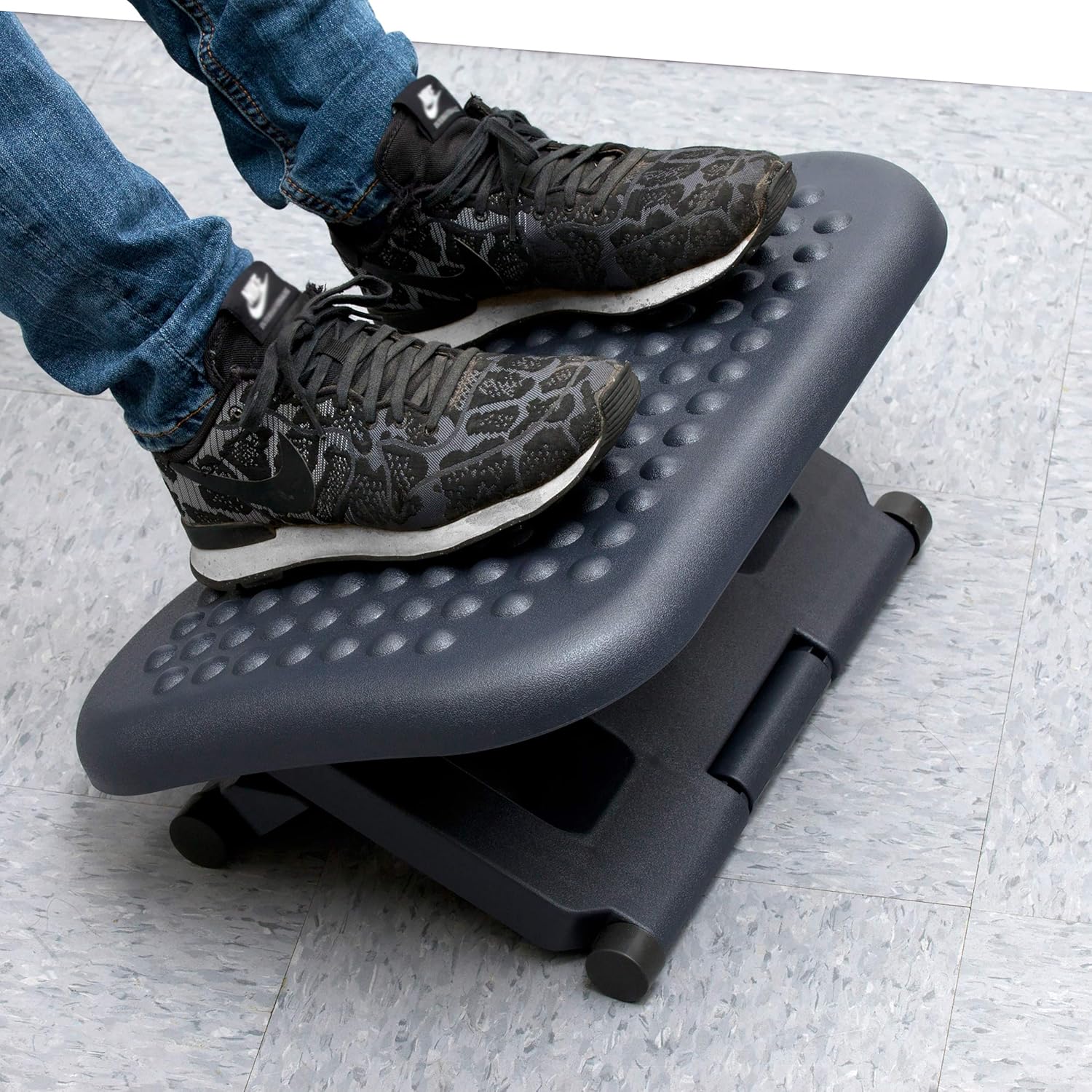Mind Reader LEGUP-BLK Rest, Ergonomic Foot, Pressure Relief for Comfort, Back, and Body, Black: Industrial & Scientific