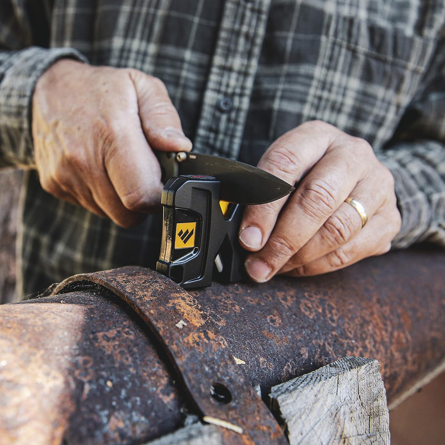 Work Sharp WSEDCPVT EDC Pivot Knife Sharpener: Home Improvement