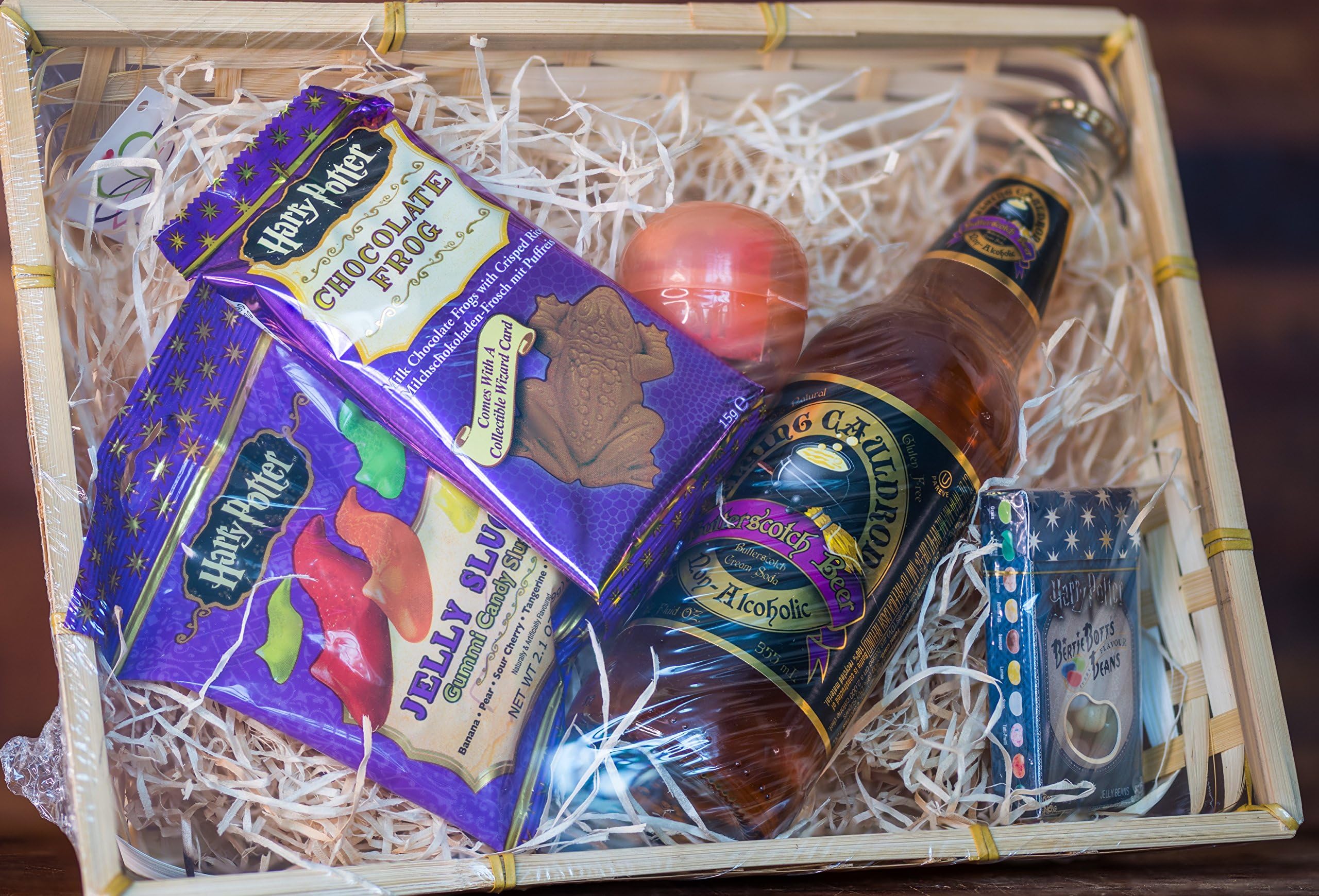 Large Harry Potter Hamper (905-g case)
