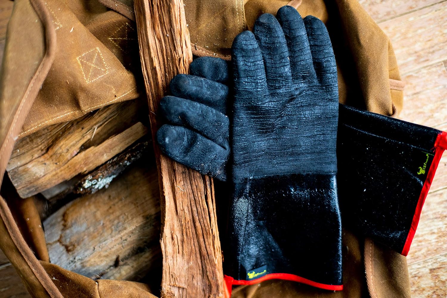 G & F Products 8119-13Inch Cooking Gloves FDA Food Safe No BPA Insulated Waterproof, Oil Proof Heat Resistant BBQ, Smoker, Grill, and Outdoor Neoprene Material, 13 Inch Long, Black : Garden & Outdoor