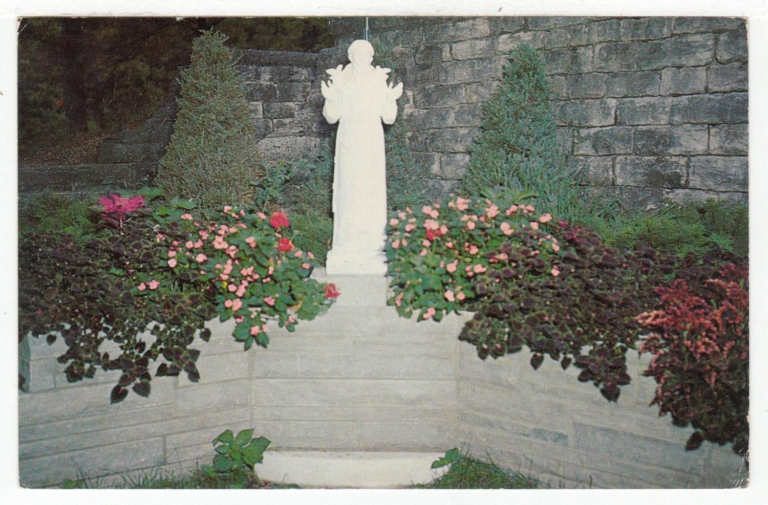 St. Francis of Assisi, St. Elizabeth Church, Eureka Springs, Missouri Vintage Original Postcard #2832 - 1960's