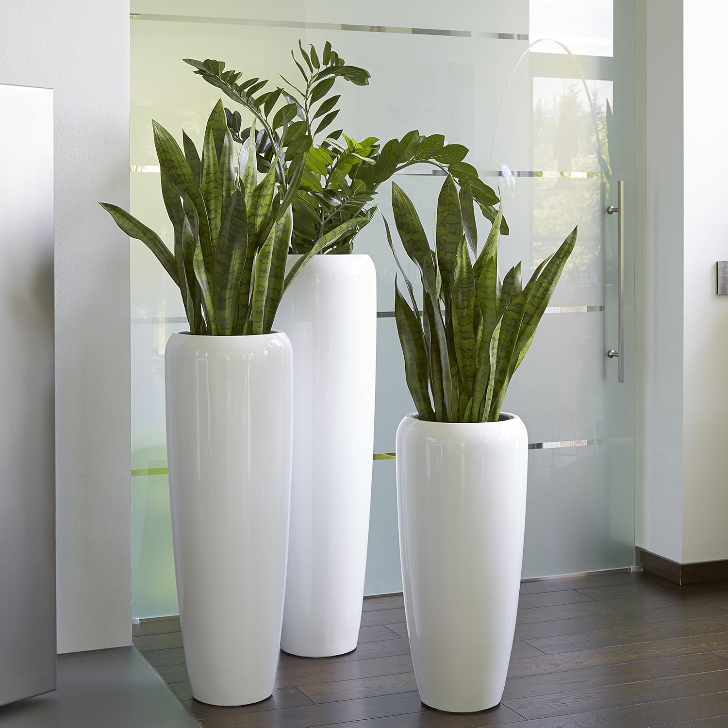Moderne & Hochwertige Pflanzvase/Pflanzkübel – Groß: 120cm - Hochglanz Weiß - Fiberglas - Mit Einsatz – Indoor & Outdoor – Wetterbeständig & Frostsicher