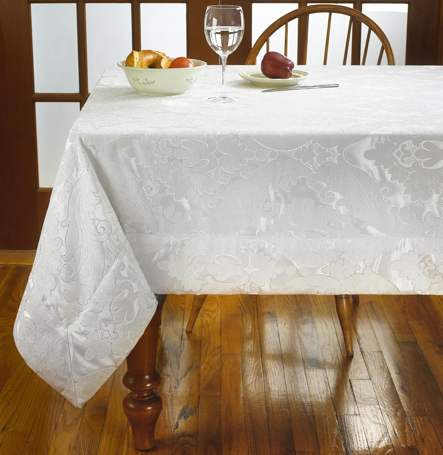 Violet Linen VL80618ConcordWH10 Damask Design