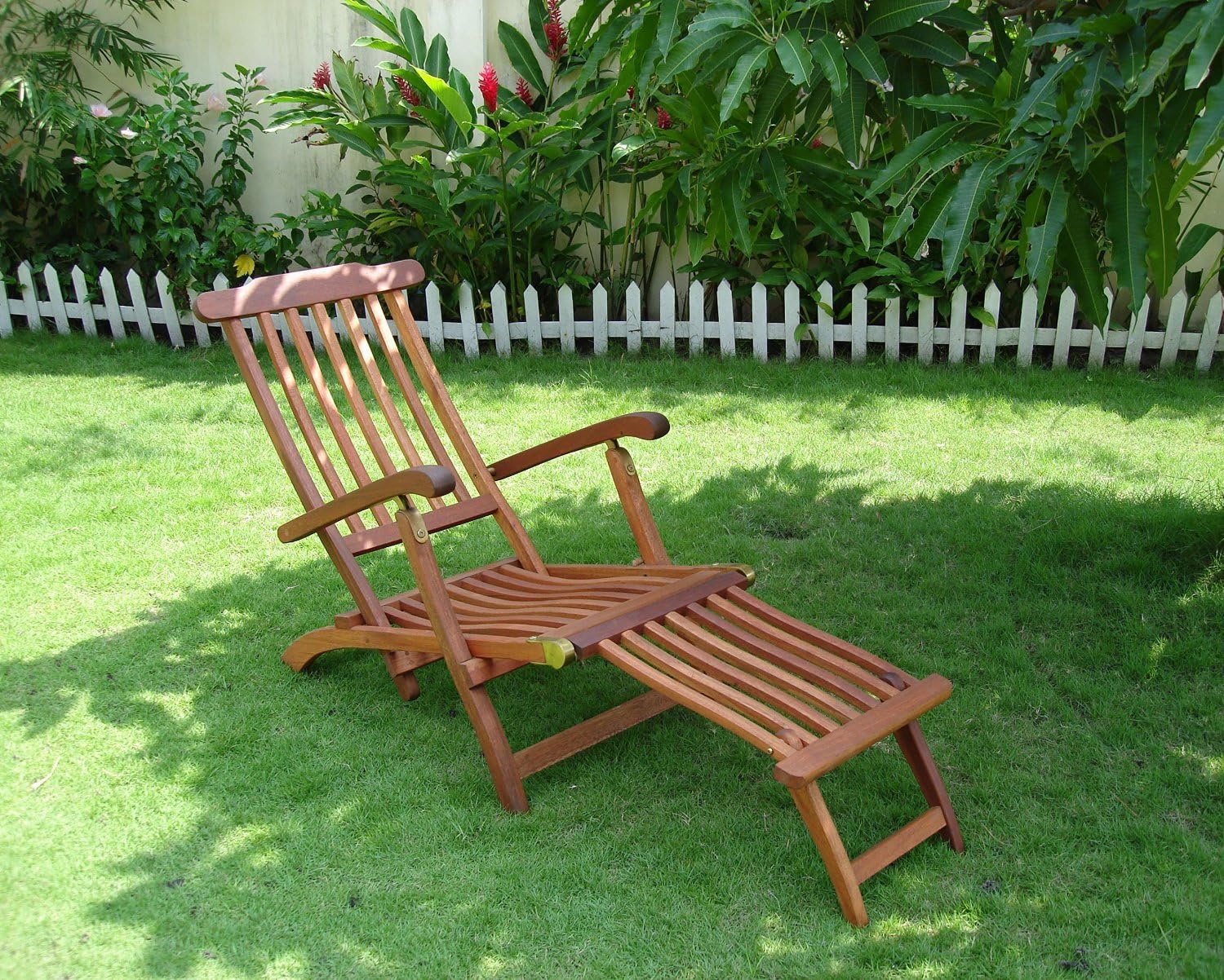 Lounge Chair Folding Recliner Outdoor Wood Pool Patio Beach Yard Lounger Summer: Kitchen & Dining