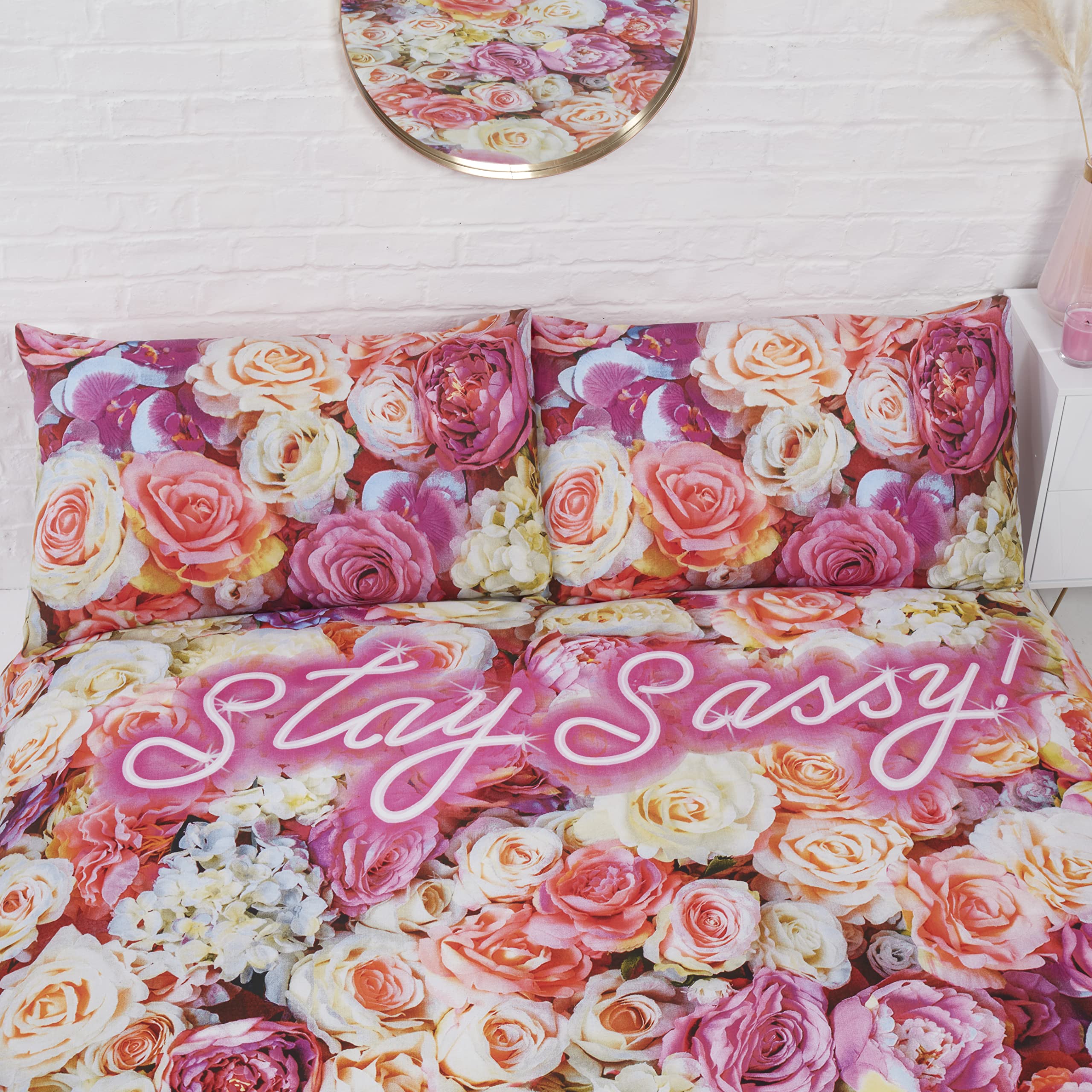 Rapport Home Stay Sassy Pink Floral Roses Duvet Cover Set with matching pillowcases for Double size duvet