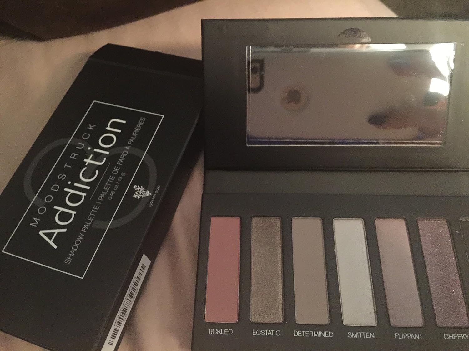 Younique Moodstruck Addiction Shadow Palette 3 Cool With Shades Of Pink And Purple