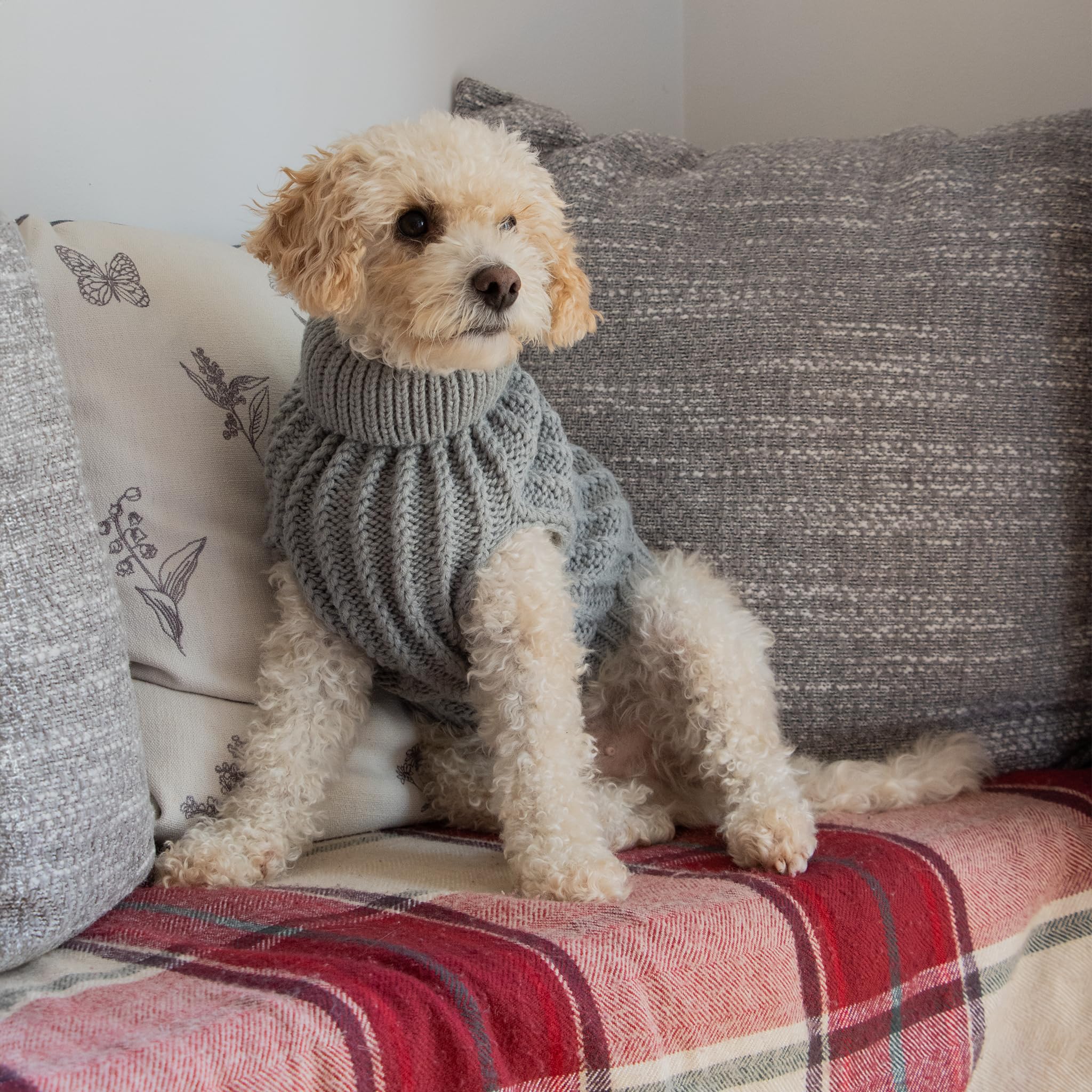 AllPetSolutions Fitted Puppy Sweater - Warm Dog Jumper Knitwear, Luxury Puppy Clothes - Knitted Clothing & Accessories for Dogs - Washable Dog Sweaters for Big-Size Breeds - Large, 40cm Long, Grey