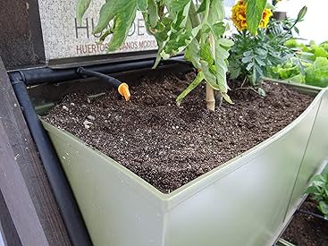 KIT HUERTO URBANO VERTICAL con estructura, macetas, sistema de ...