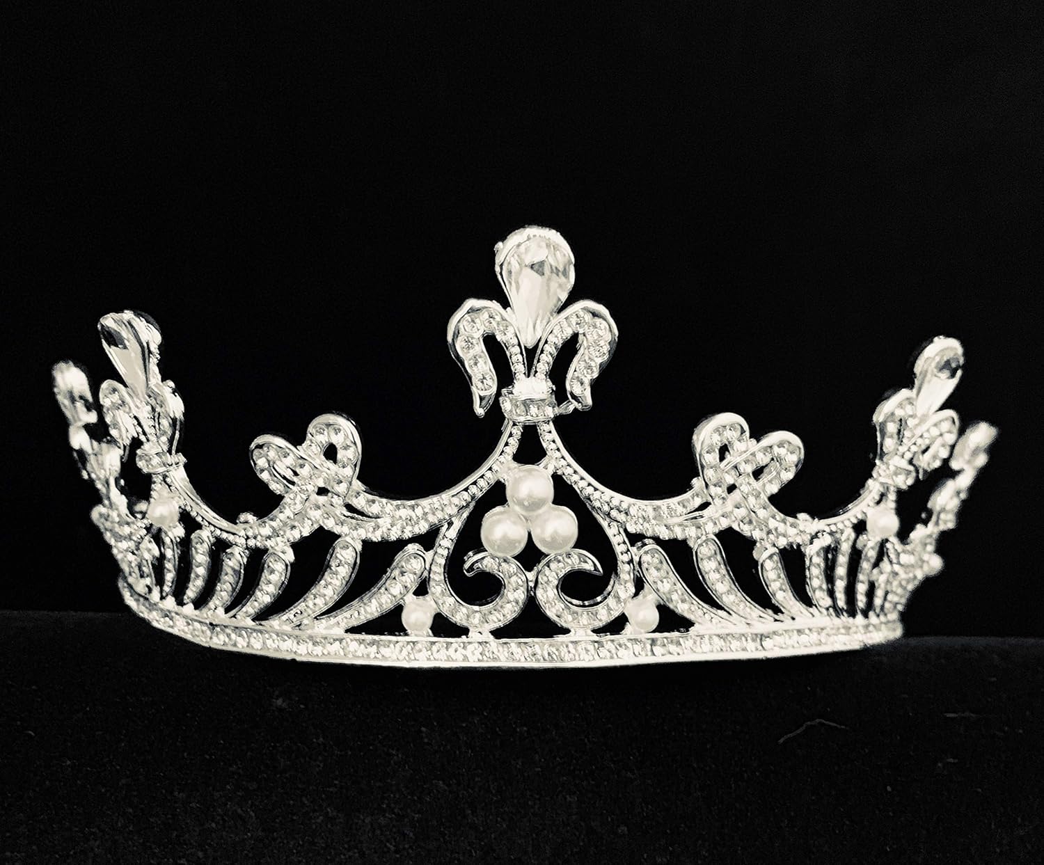 Tiara coroa de pérola e strass de prata para noivas