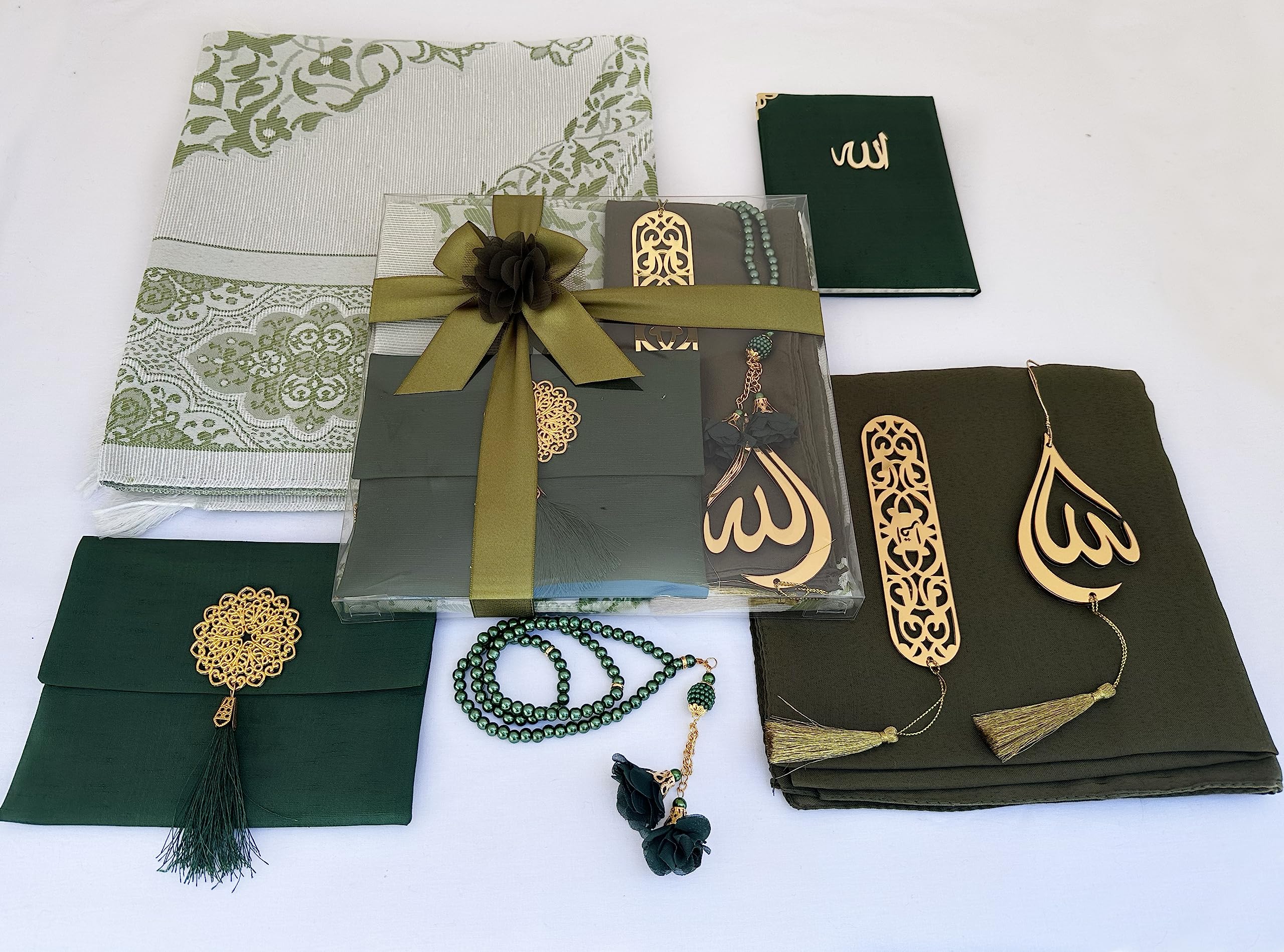 RAMSE Muslim Prayer Rug, 7 In One Gift Set, Prayer Mat Surah Book, Tasbeeh, Scarf, Surah Case, Bookmark, Car Mirror Hanger, Prayer Beads,Islamic Gift for Umrah, Hajj, Wedding, Janamaz (GREEN)