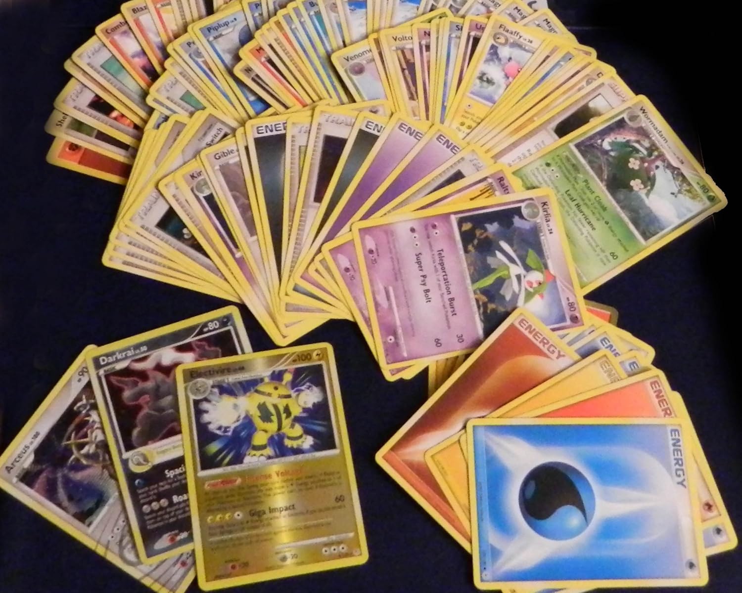 Amazon Com Pokemon Card Grab Bag 1 Assorted Trading Cards 3 Holo Or Foil Bonus Cards Toys Games