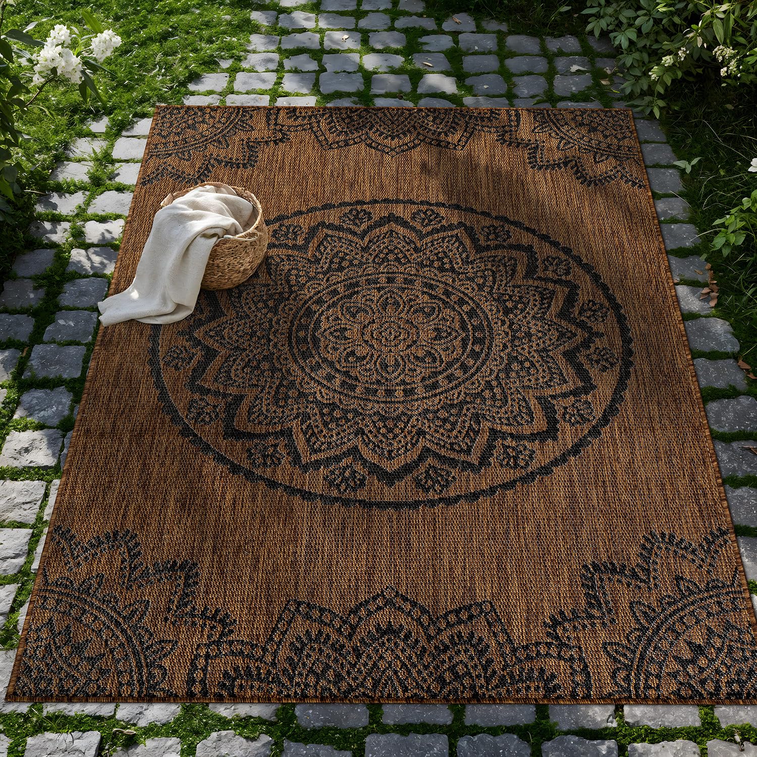 CAMILSON Outdoor Rug 5x7 Modern Area Rugs for Indoor and Outdoor Patios and Porches - Waterproof Washable Non-Shedding Easy-to-Clean Outside Carpet (5 x 7 Medallion - Gold/Black)