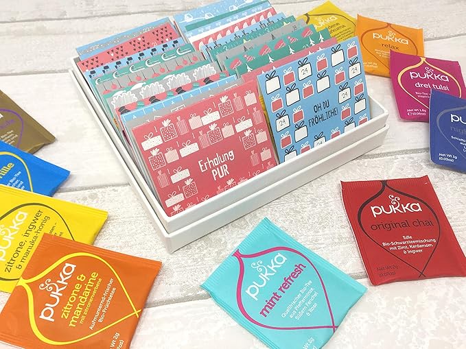 Deingastgeschenk Teeadventskalender - 24 Verschiedene Tee Sorten in Einer schönen Box