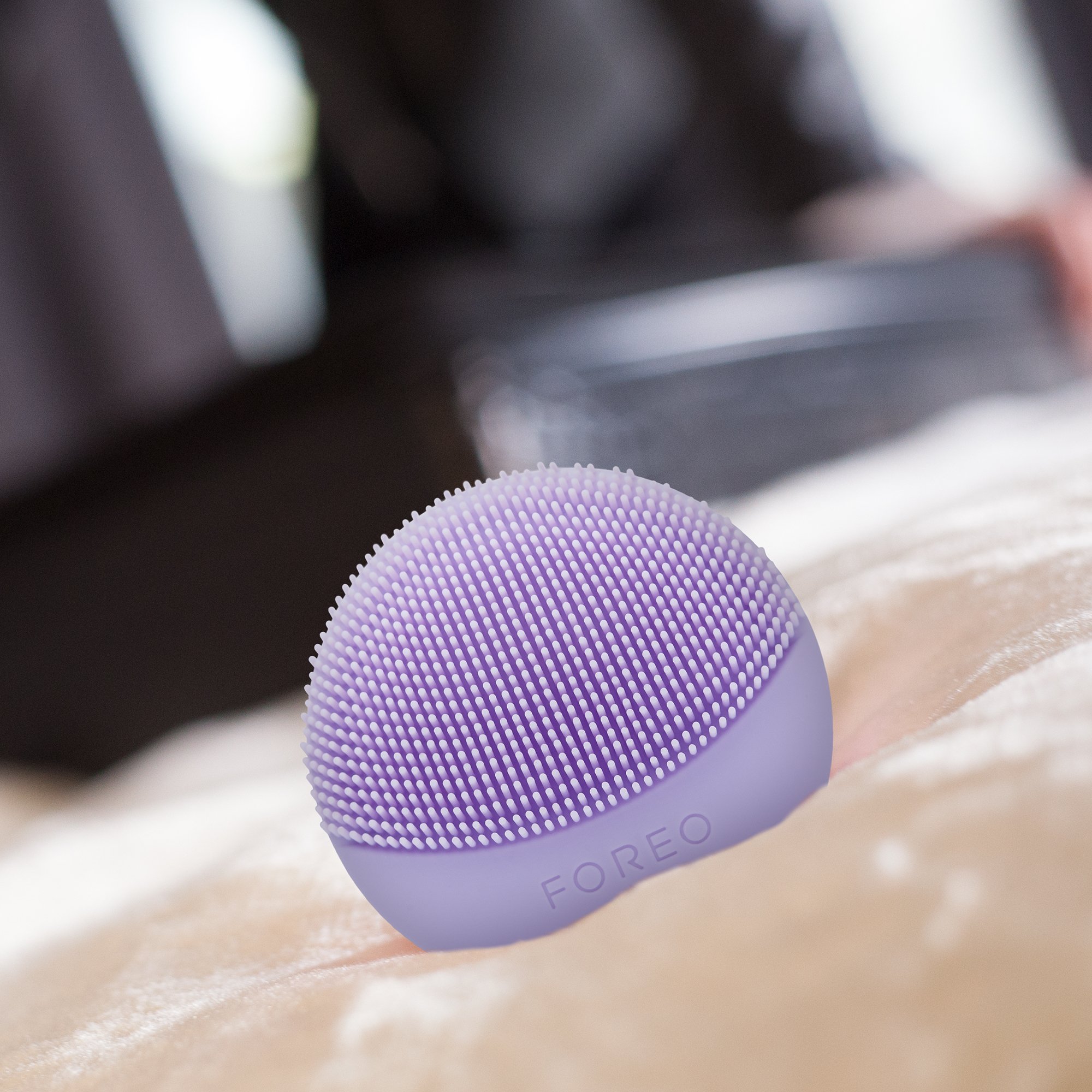 FOREO LUNA go Portable and Personalized Facial Cleansing Brush Buy