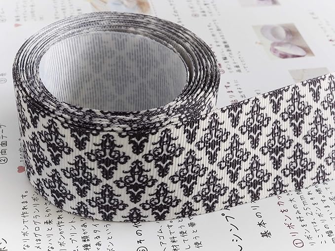 Amazon Sweet雑貨オリジナルリボン ダマスク柄 クラシック アンティークホワイト ブラック 幅38mm 4ヤード 約3 7メートル リボンの作り方 両面カラー1枚付き 並行輸入品 リボン 通販