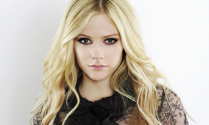 Hot Avril Lavigne Hd Wallpapers Amazon It Appstore For Android