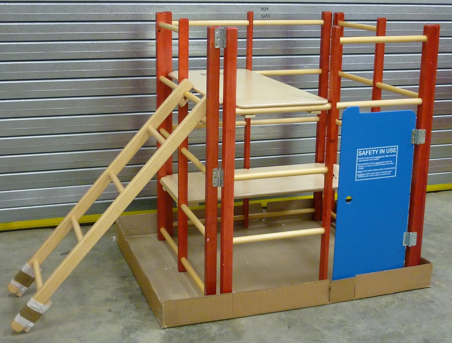 Galt Classic Climbing House: Amazon.co 