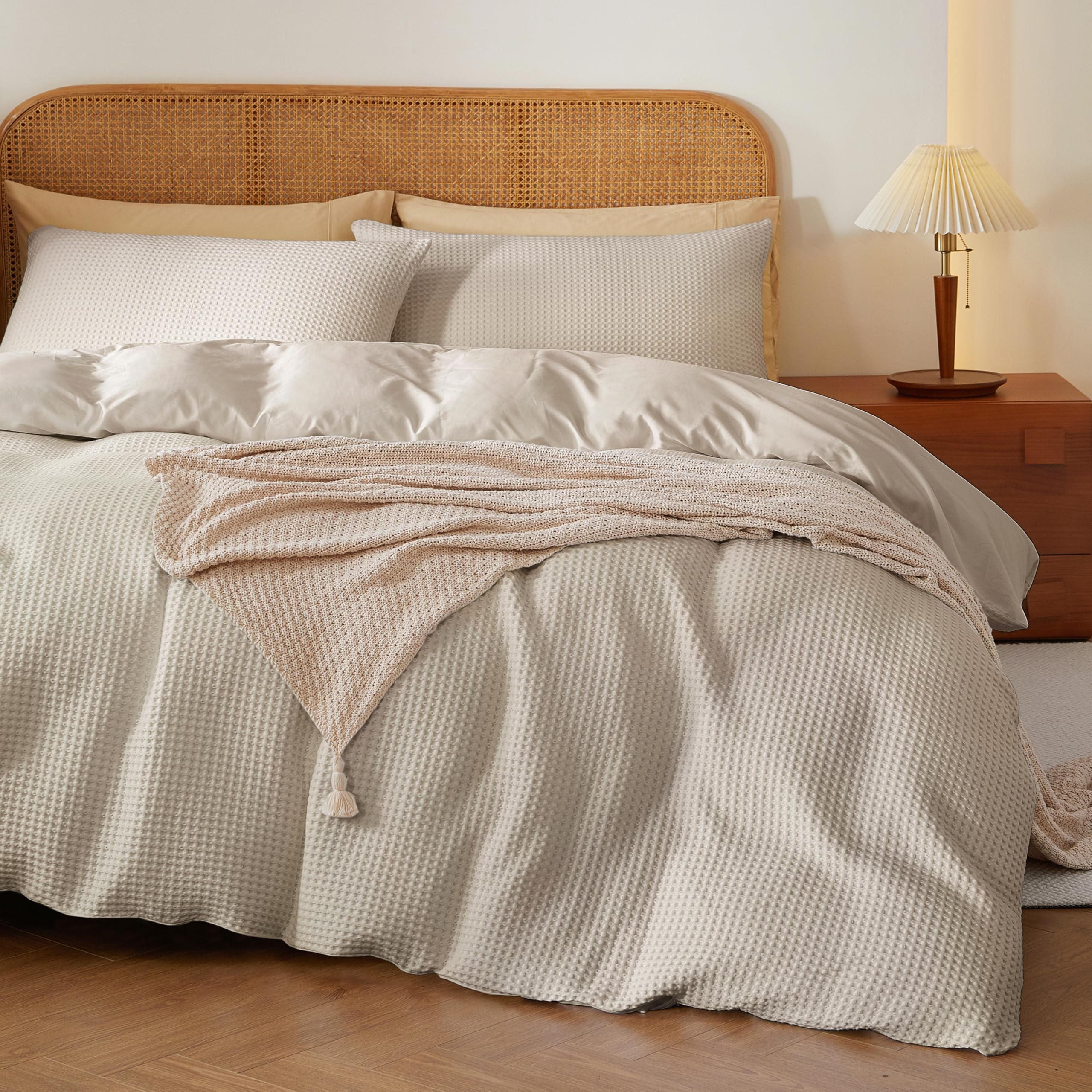 Photo 1 of 100% Egyptian Cotton Duvet Cover Set Queen Size, Waffle Weave Duvet Cover, 600 TC Soft Breathable Luxury Textured Bedding Set for All Season, 3 PCS, 1 Duvet Cover and 2 Pillowcases, Beige, 90"x90"