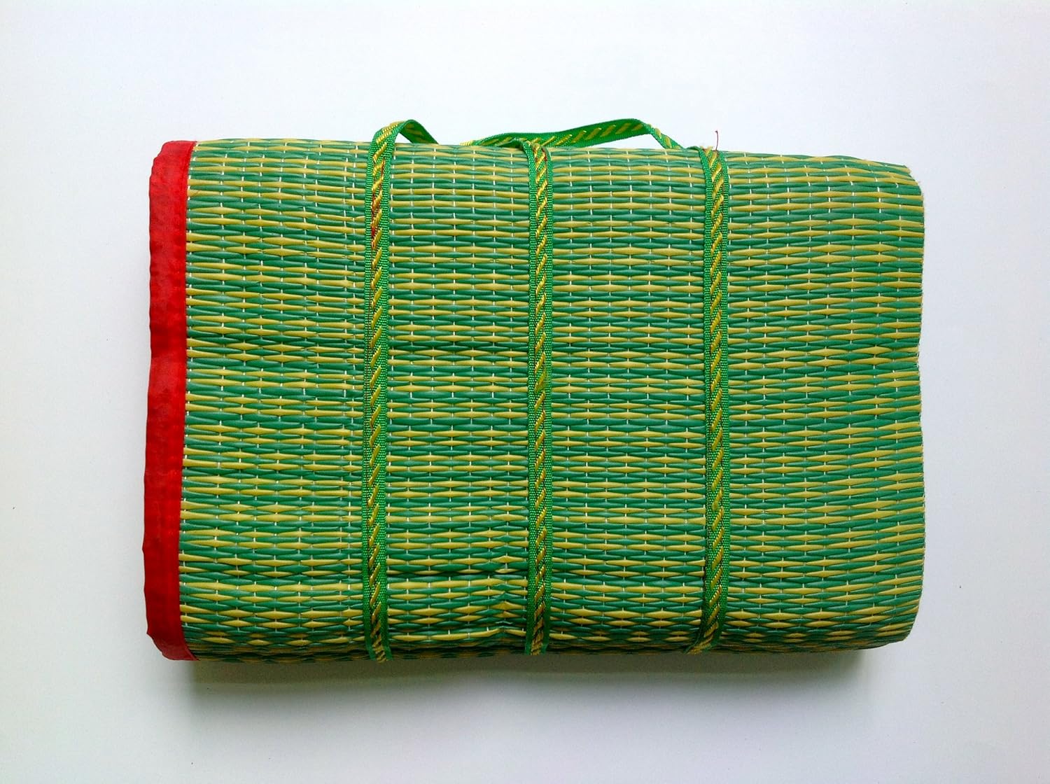 Big Sale Handmade Thai Woven Straw Beach Picnic Camping