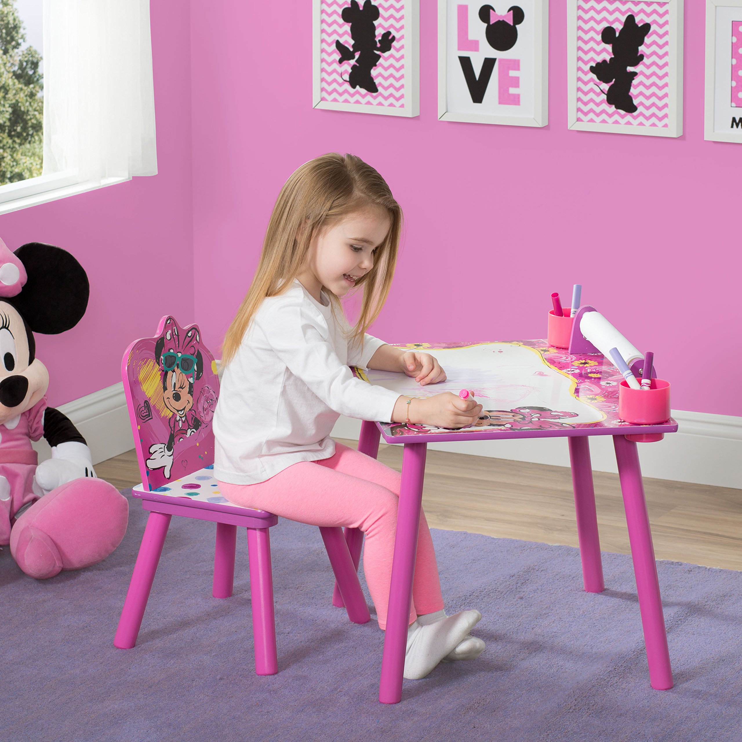 Disney Minnie Mouse Art Desk With Dry-Erase Tabletop And Color Book Paper Roll on Galleon ...