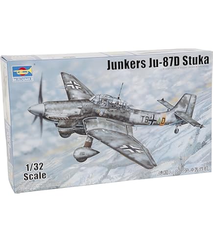 Junkers Ju-87D-5 Stuka 1/24スケール Amazon.com: Trumpeter 1/24 German Ju-87D-5 Stucka Plastic