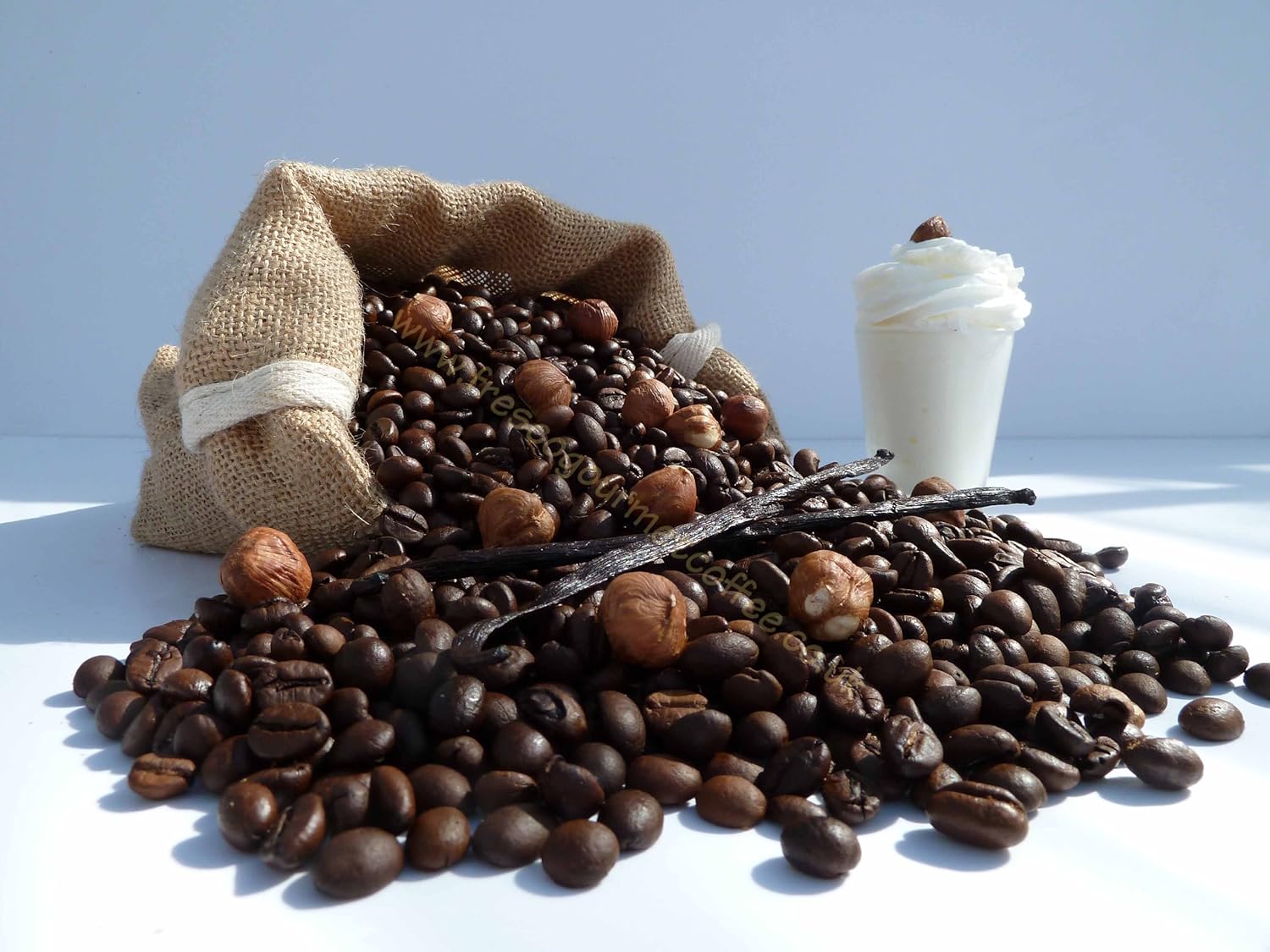 Vanilla Hazelnut Cream Flavoured Coffee (100g, Filter) Amazon.co.uk