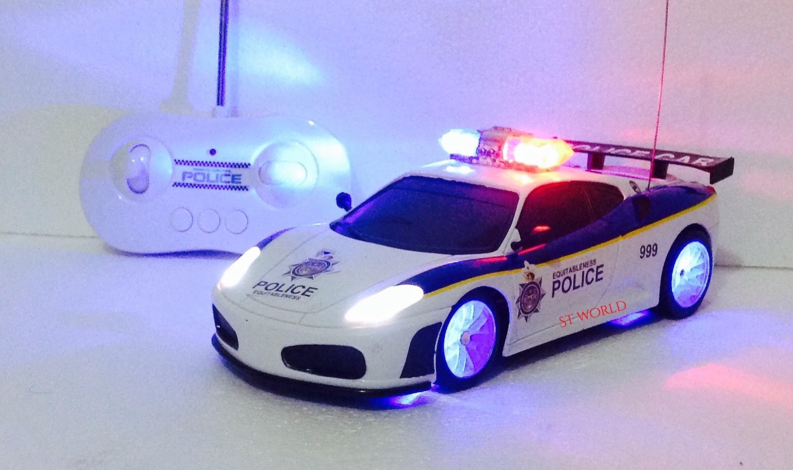 SMIW FERRA STYLE WHITE RADIO REMOTE CONTROL 1:20 FAST DRIFTING LED POLICE CAR