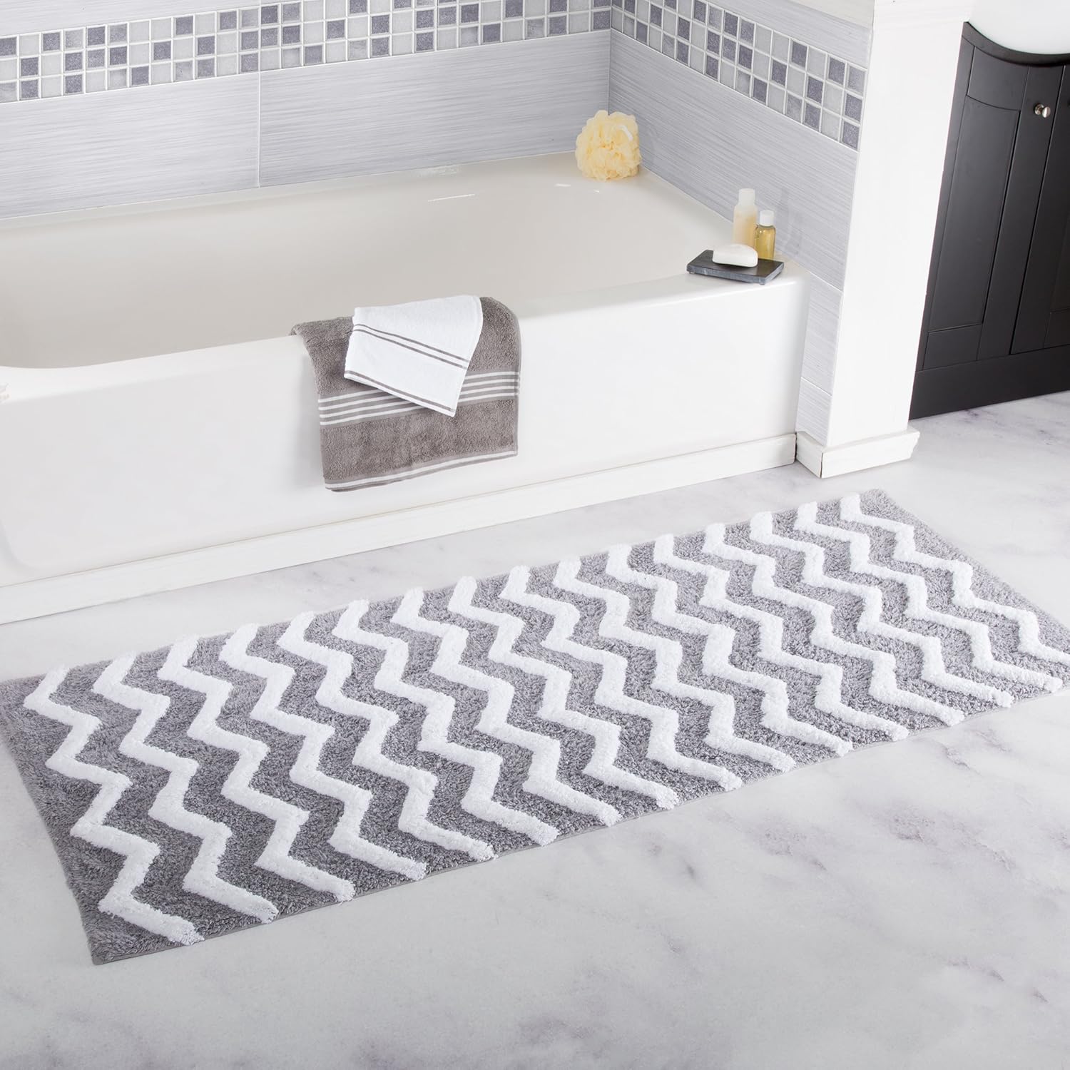 Lavish Home 100% Cotton Chevron Bathroom Mat - 24x60 inches - Silver