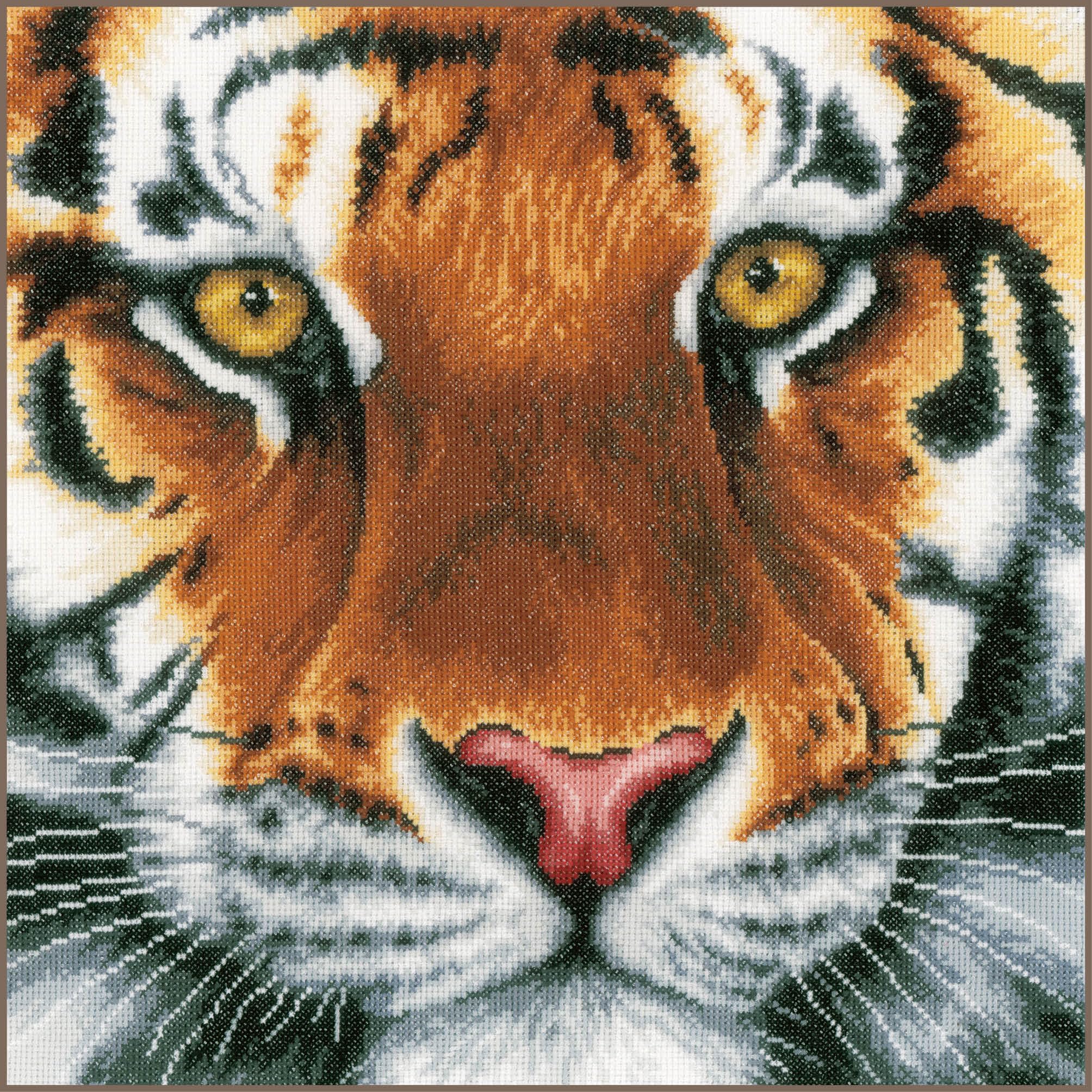 Lanarte Counted Cross Stitch Kit: Tiger (Evenweave), NA, 35 x 34cm — image 1