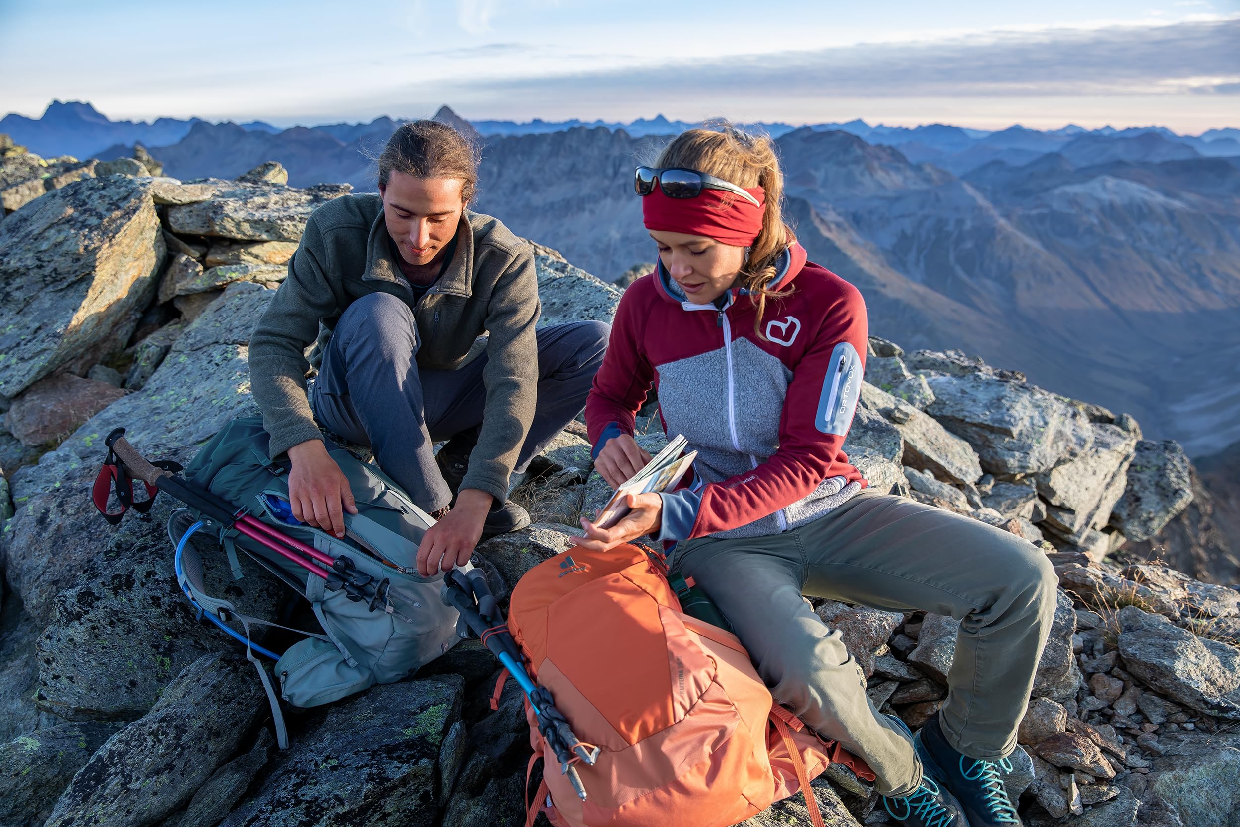 deuter Futura 25 SL Women's Hiking Backpack