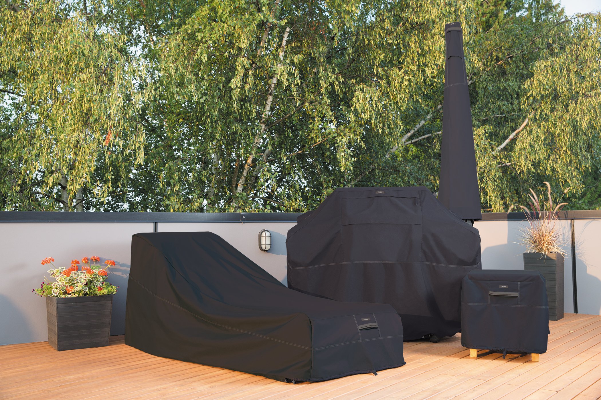 Classic Accessories 55561030401WB Sunbrella Grill Cover For er