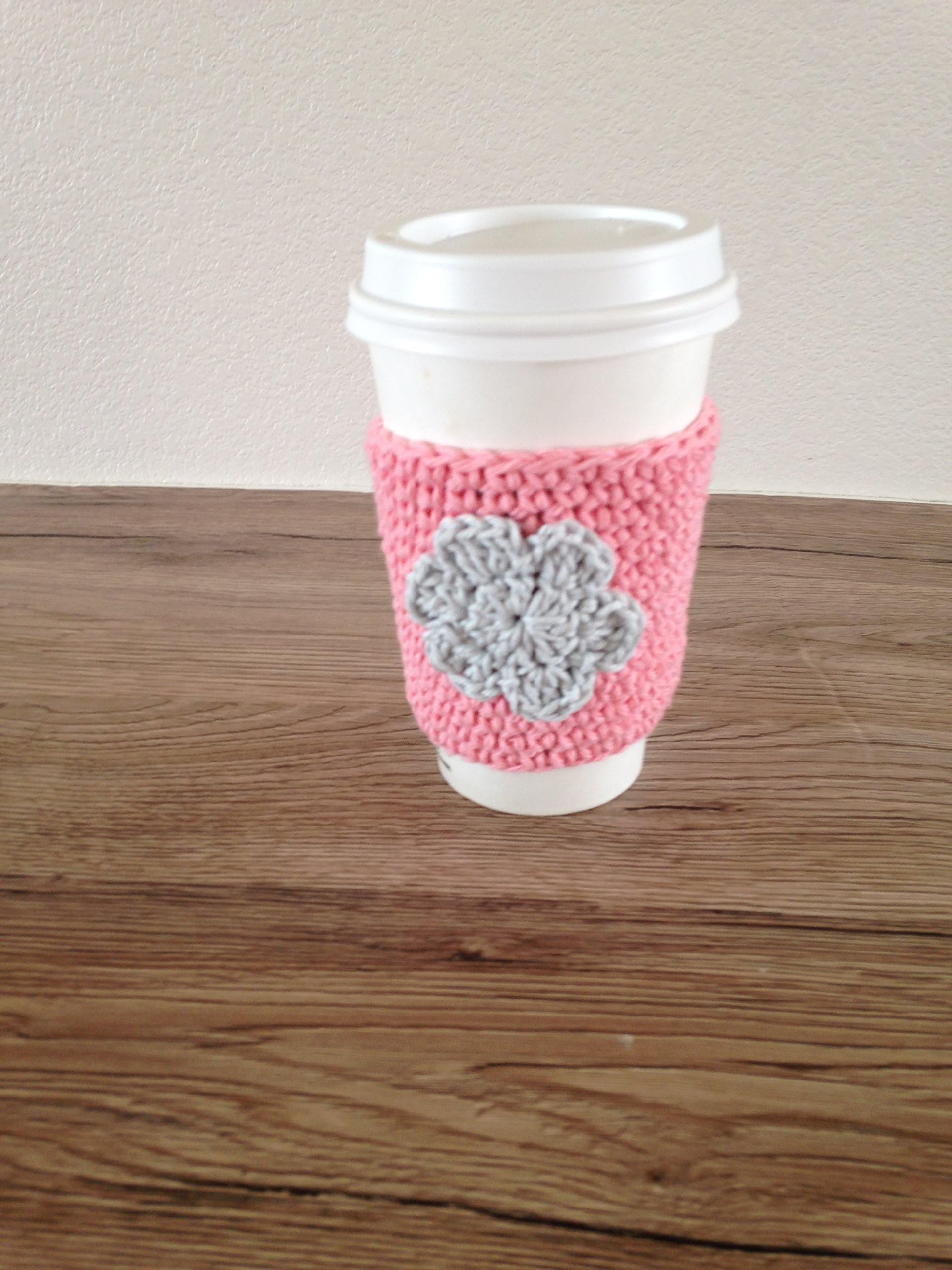 Crochet cup cozy, coffee cup sleeve, reusable coffee sleeve, coffee cup cozy in pink with a light grey flower